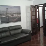 Aires-ferias Em Апартаменты Пениши